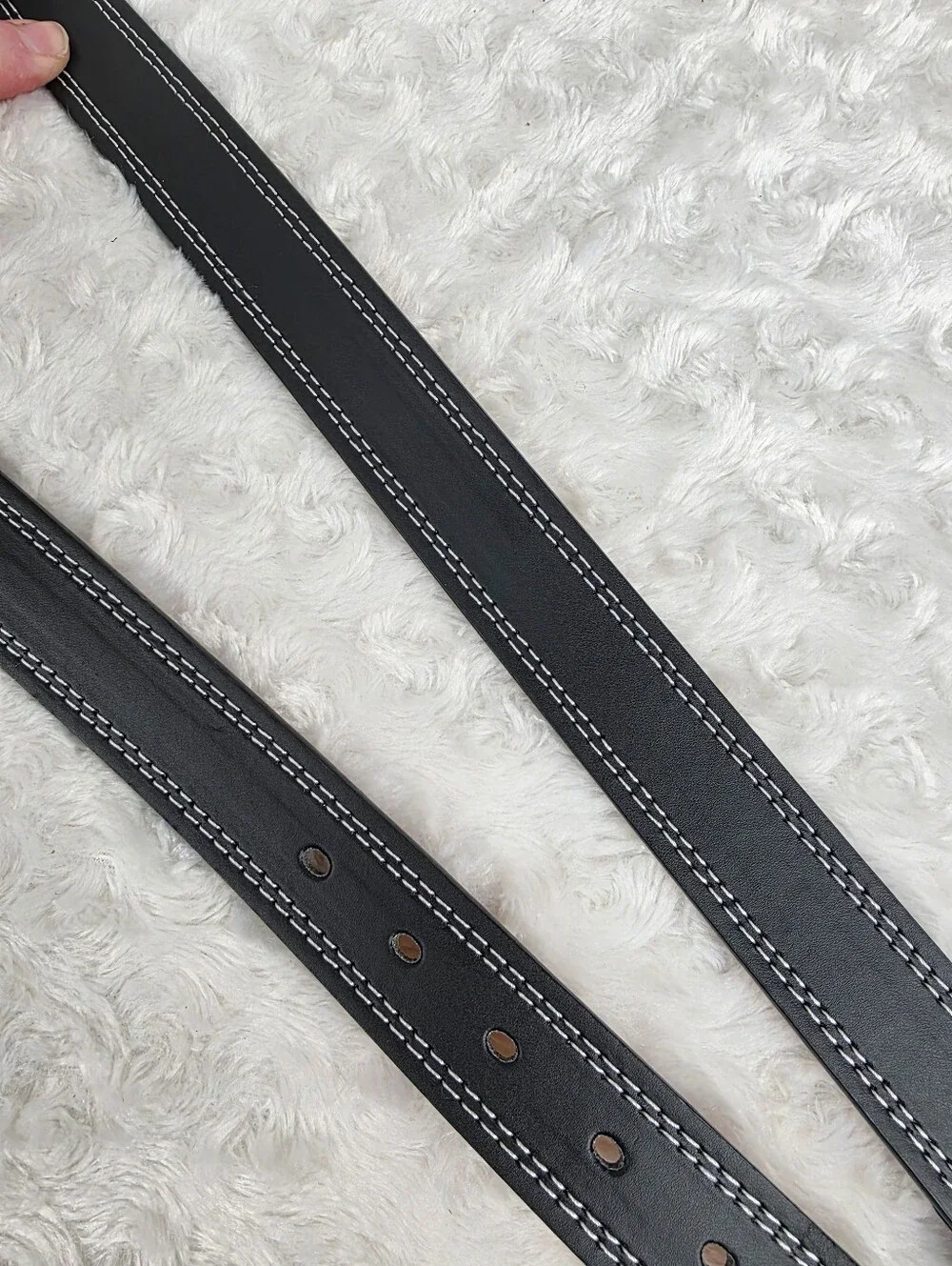 Classic Black Leather Men's Belt with Contrast Stitching Size Large 38-40